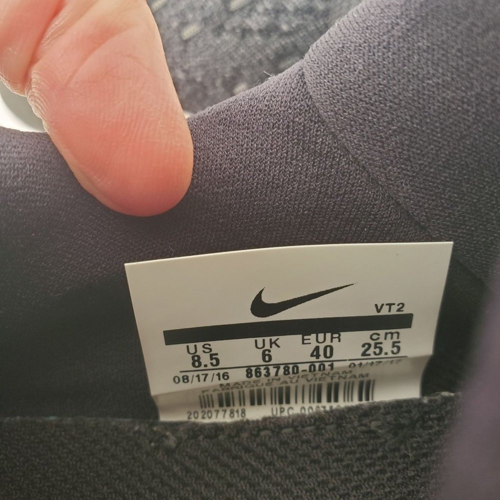Nike Lunarlon Flyknit 2 Run Easy Black White Lace Up Athletic Shoe Women Sz 8.5 - Picture 5 of 11